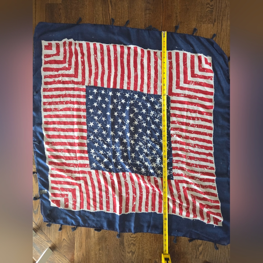 Patriotic Flag Scarf -‎ Many Uses! - Picture 2 of 4